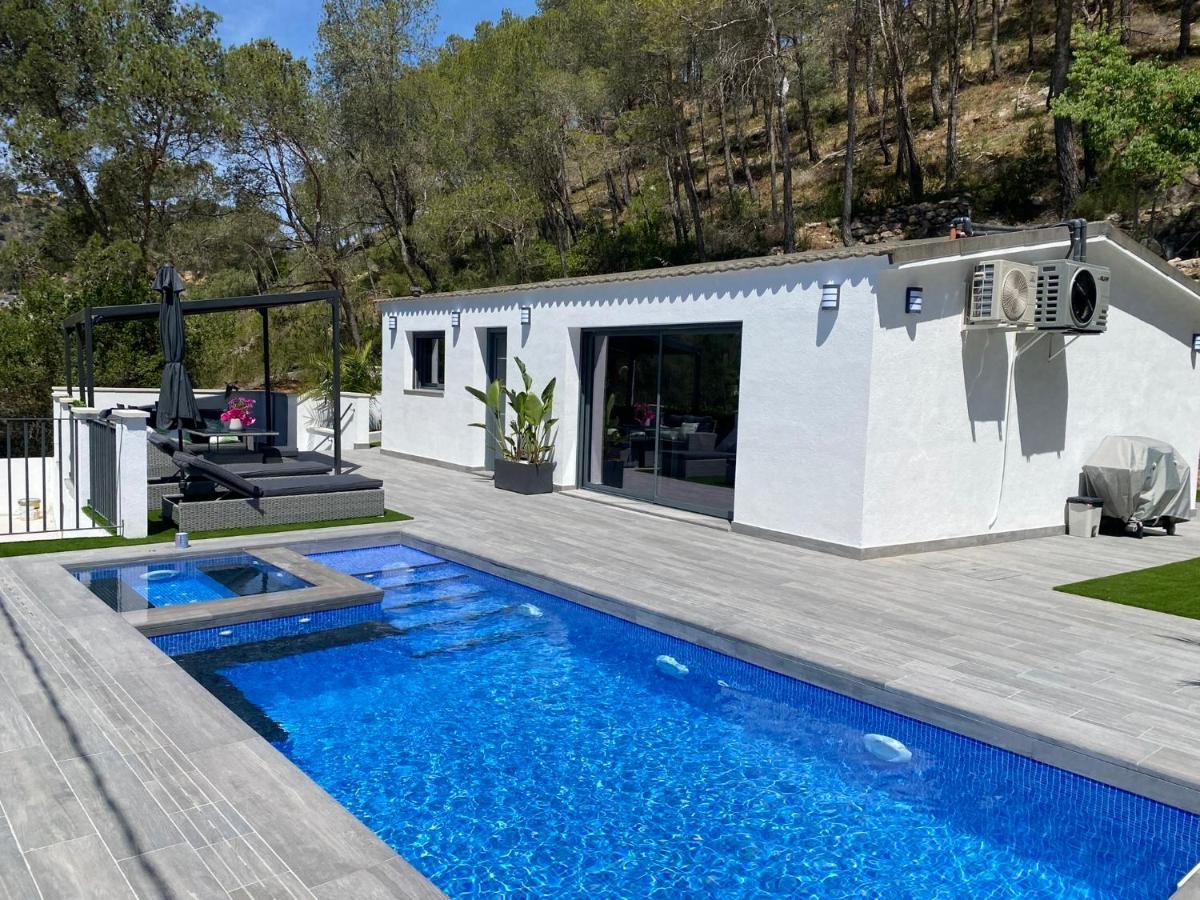 Lux Spa Barcelona Vallirana Zewnętrze zdjęcie